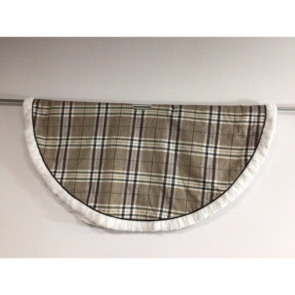Brown Plaid Faux Fur Tree Skirt Christmas Winter Holiday Seasonal - Picture 1 of 5